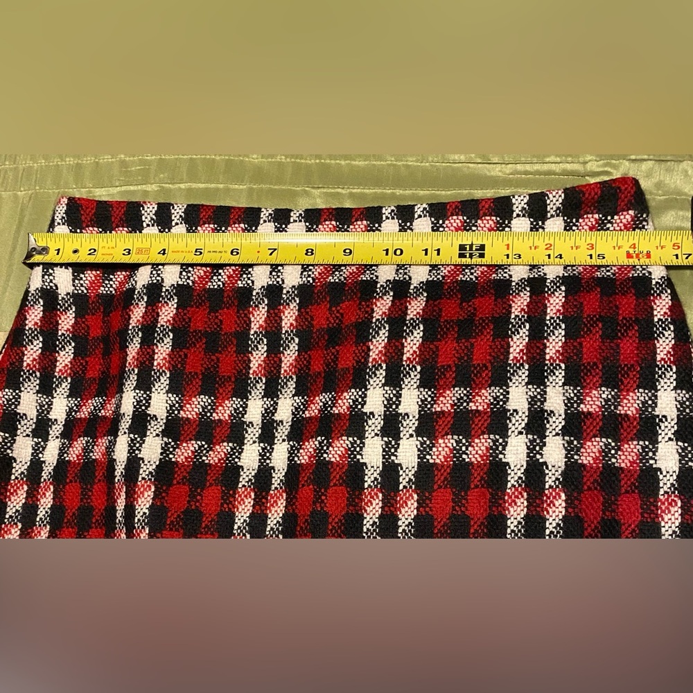Women’s Talbots Petite Chic Red and Black Plaid Pencil Skirt NWT - Picture 10 of 10